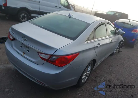 2013 Hyundai Sonata Gls z USA, uszkodzony, nr VIN 5NPEB4AC8DH650929